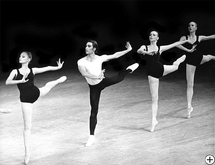 Garielle Whittle, The Four Temperaments 1982, Choreography by George Balanchine, © George Balanchine Trust; Photo: Martha Swope